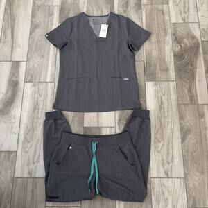 Figs Scrubs Set Size Small/Small Petite Casma Top Zamora Jogger Pants Gray